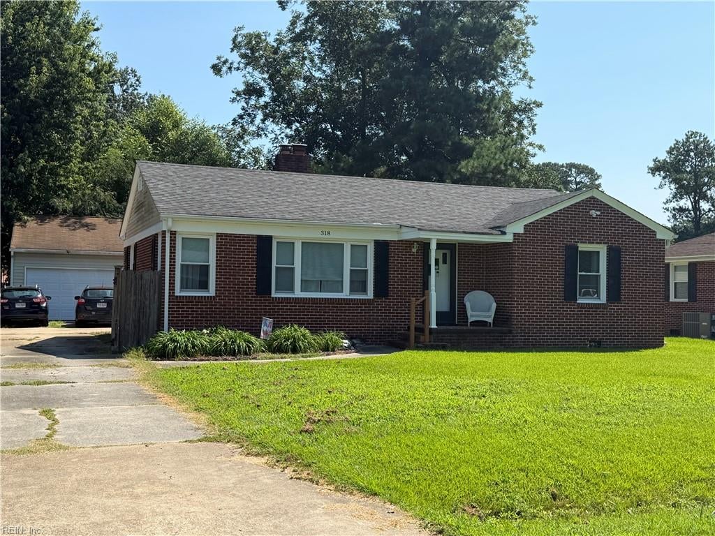 Photo of 318 Tareyton Lane, Portsmouth, VA 23701 (MLS # 10651720)