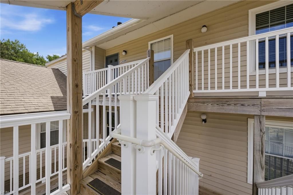 Photo of 2129 Retreat Court, Virginia Beach, VA 23454 (MLS # 10637267)