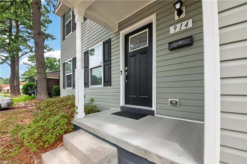 Photo of 914 Philpotts Road, Norfolk, VA 23513 (MLS # 10646182)