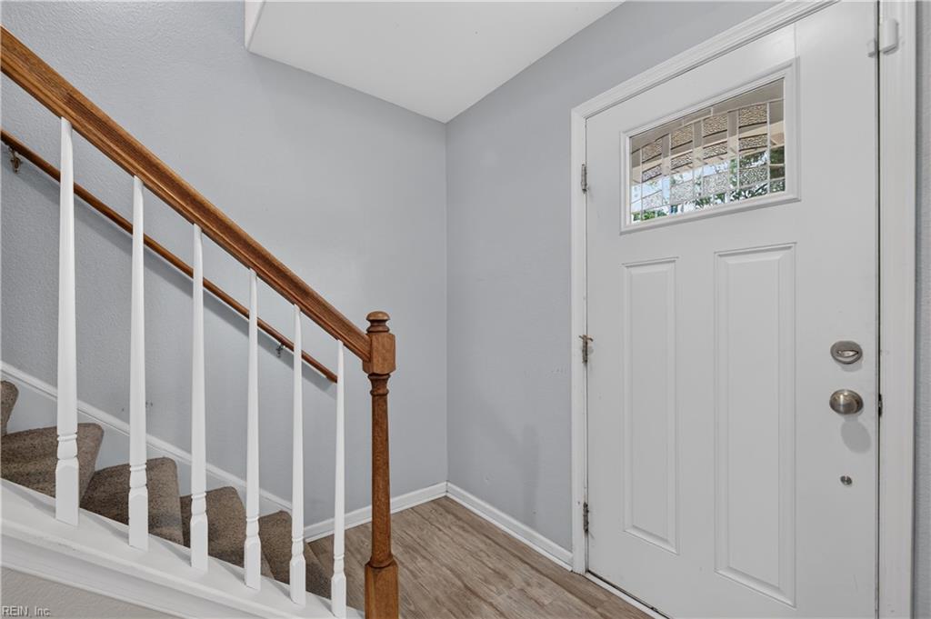 Photo of 914 Philpotts Road, Norfolk, VA 23513 (MLS # 10646182)
