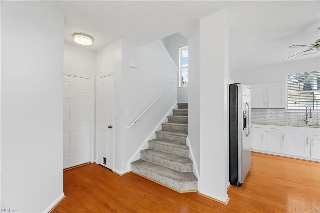 Virginia Beach, Virginia 23456, United States, 3 Bedrooms Bedrooms, ,3 BathroomsBathrooms,Residential,Active,121543