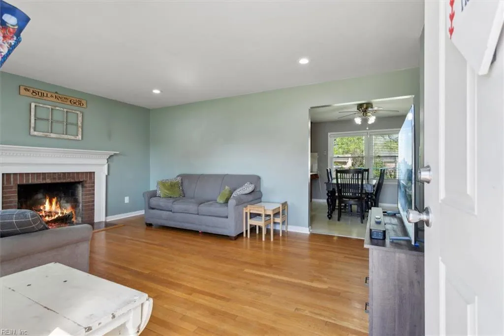 Newport News, Virginia 23602, United States, 3 Bedrooms Bedrooms, ,1 BathroomBathrooms,Residential,Active,107525