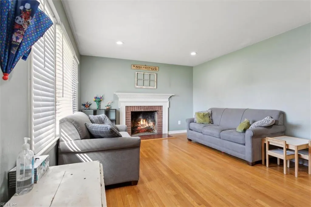 Newport News, Virginia 23602, United States, 3 Bedrooms Bedrooms, ,1 BathroomBathrooms,Residential,Active,107525