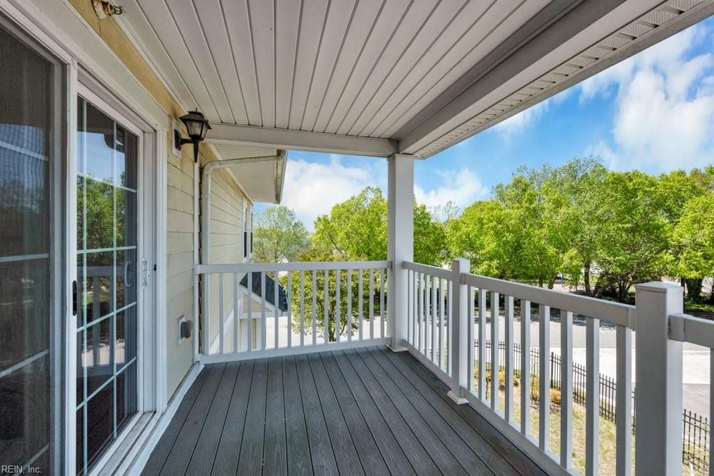 Photo of 1016 Thoroughgood Way #307, Chesapeake, VA 23324 (MLS # 10629493)