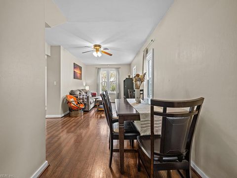 Single Family Residence in Norfolk VA 2927 Lens Avenue 6.jpg