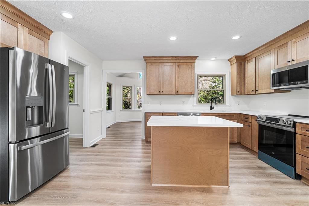 Photo of 103 Osprey Point, Yorktown, VA 23692 (MLS # 10624503)