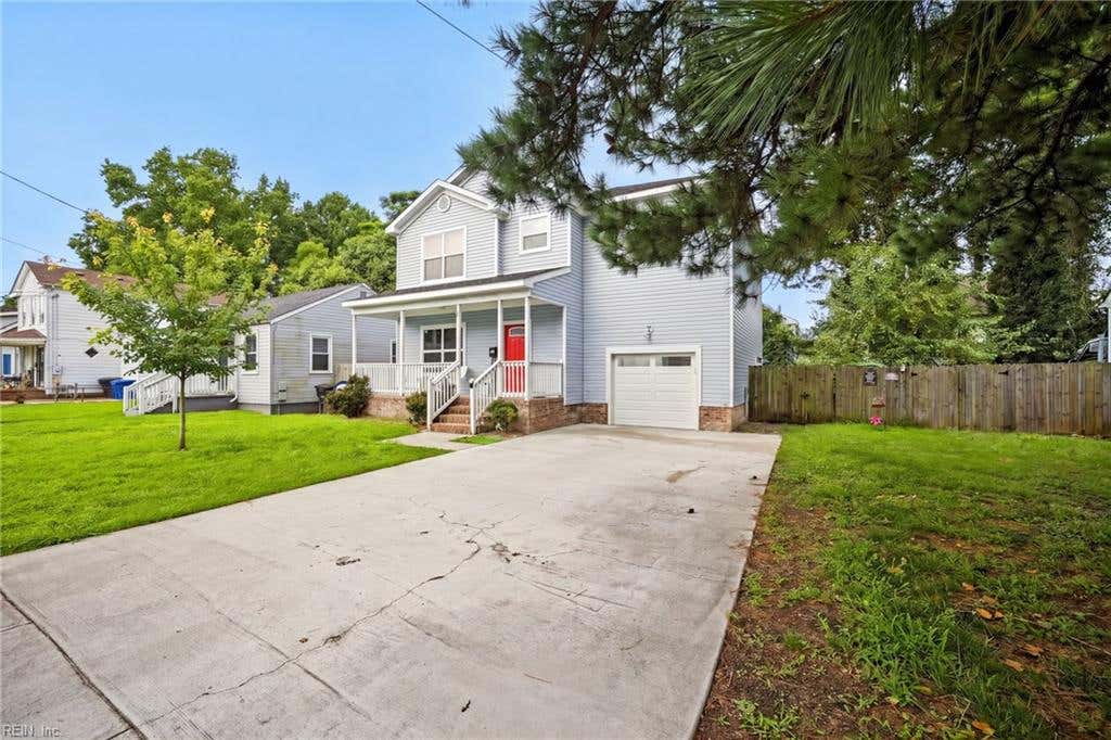 Photo of 2110 Nashville Avenue, Portsmouth, VA 23704 (MLS # 10647810)