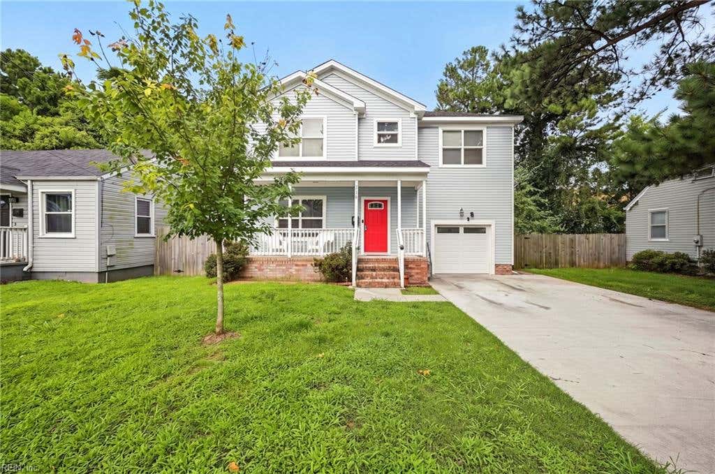 Photo of 2110 Nashville Avenue, Portsmouth, VA 23704 (MLS # 10647810)