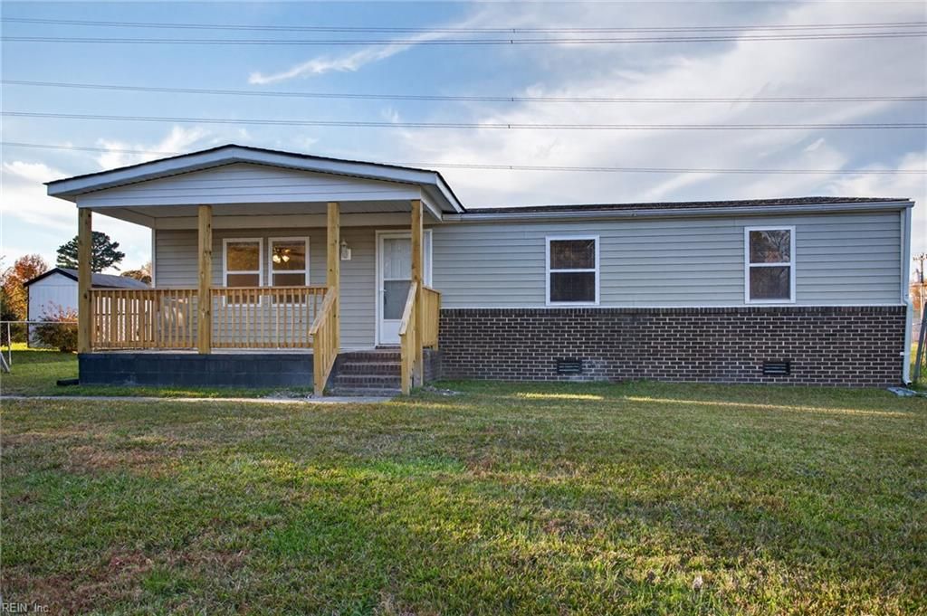 Photo of 1302 Sierra Drive, Suffolk, VA 23434 (MLS # 10615961)