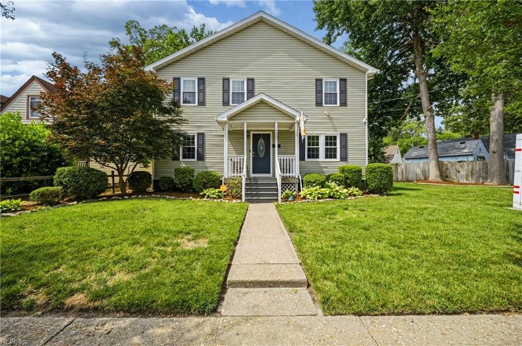 Photo of 1307 Elm View Avenue, Norfolk, VA 23503 (MLS # 10640570)
