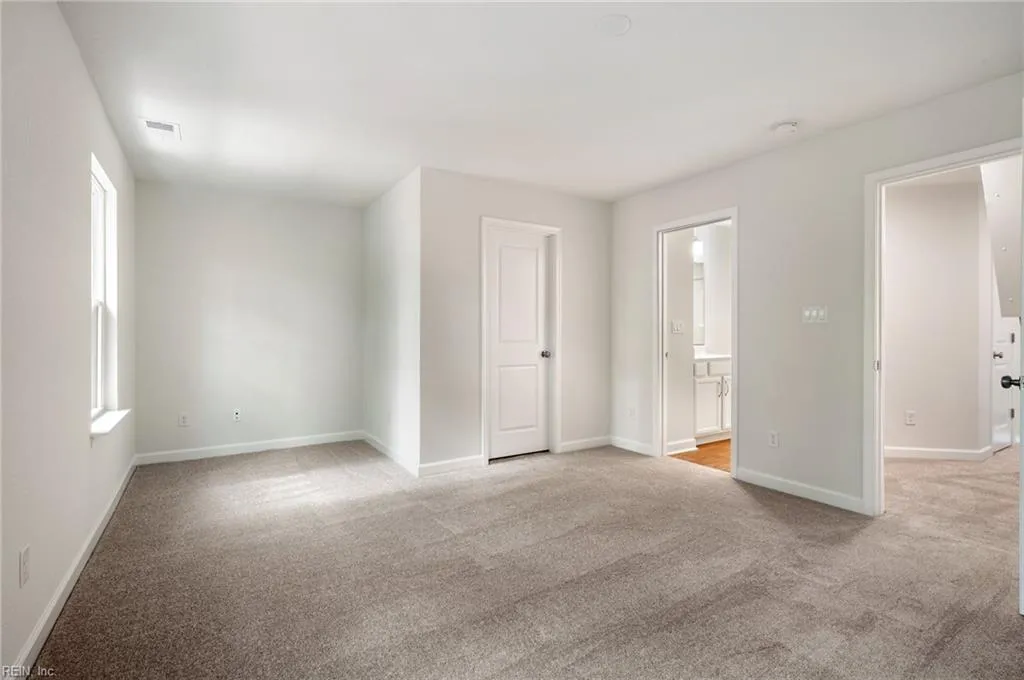 Suffolk, Virginia 23435, United States, 2 Bedrooms Bedrooms, ,3 BathroomsBathrooms,Residential,Active,126839