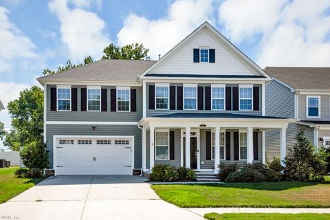 32 E Berkley DR Hampton VA 23663