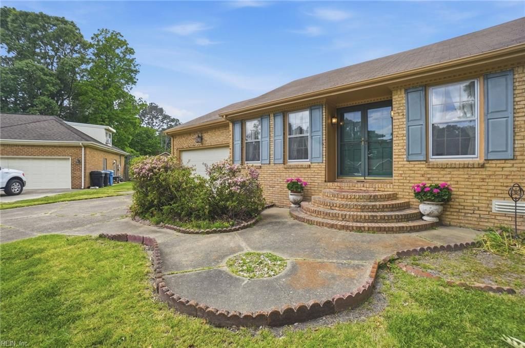 Photo of 4852 Graystone Court, Virginia Beach, VA 23464 (MLS # 10633862)