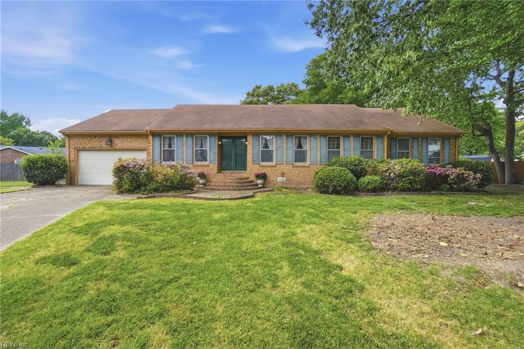 Photo of 4852 Graystone Court, Virginia Beach, VA 23464 (MLS # 10633862)