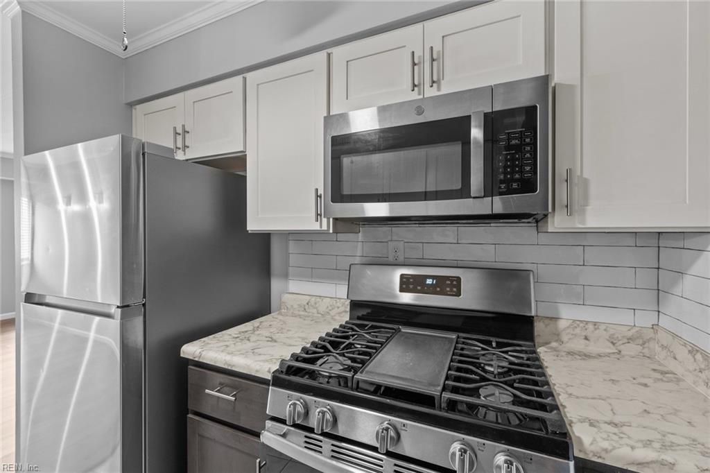 Photo of 1005 Woodrow Avenue #3F, Norfolk, VA 23505 (MLS # 10634361)