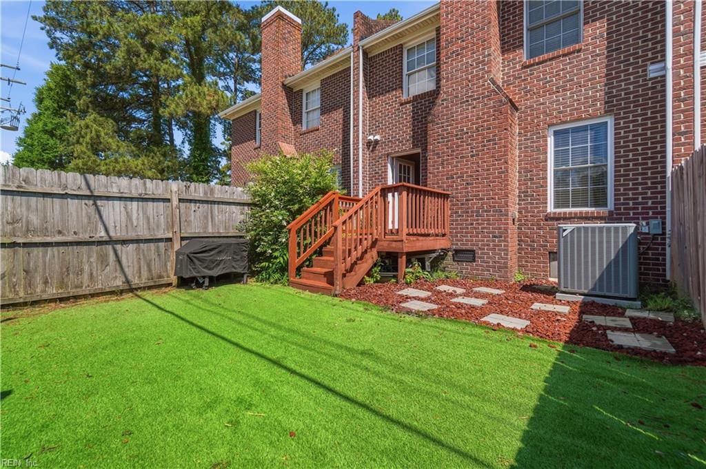 Photo of 705 Basnight Court, Chesapeake, VA 23322 (MLS # 10634266)