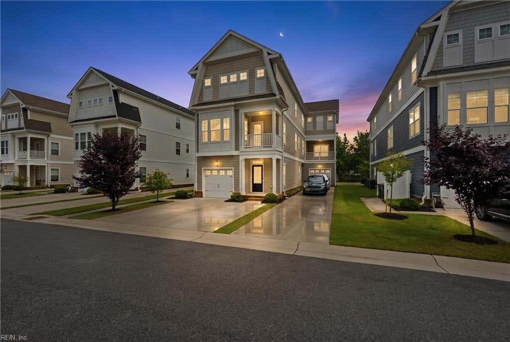 Photo of 137 Mizzen Quarter Loop, Yorktown, VA 23693 (MLS # 10641200)