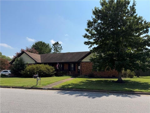 Photo of 1208 Kittery Drive Drive, Virginia Beach, VA 23464 (MLS # 10652358)