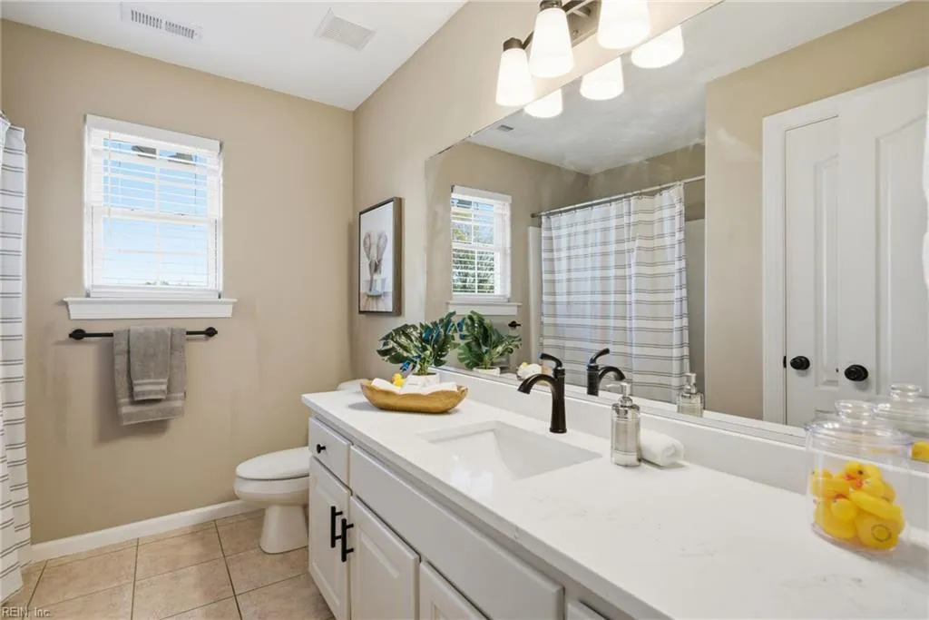 Chesapeake, Virginia 23322, United States, 4 Bedrooms Bedrooms, ,3 BathroomsBathrooms,Residential,Active,244240