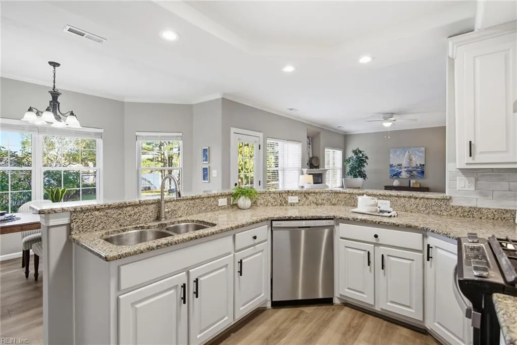 Chesapeake, Virginia 23322, United States, 4 Bedrooms Bedrooms, ,3 BathroomsBathrooms,Residential,Active,244240