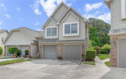 Photo of 1843 Calash Way, Virginia Beach, VA 23454 (MLS # 10631426)