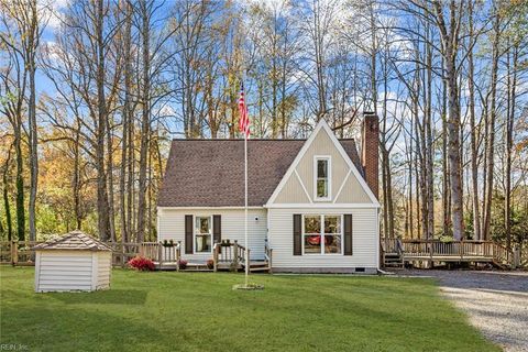 Photo of 6630 Valley Drive, Gloucester, VA 23061 (MLS # 10615447)