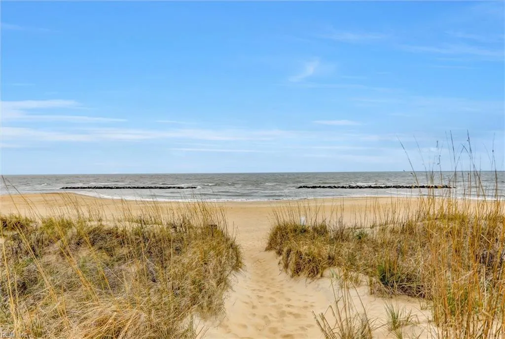 Norfolk, Virginia 23503, United States, 1 Bedroom Bedrooms, ,1 BathroomBathrooms,Residential,Active,235250