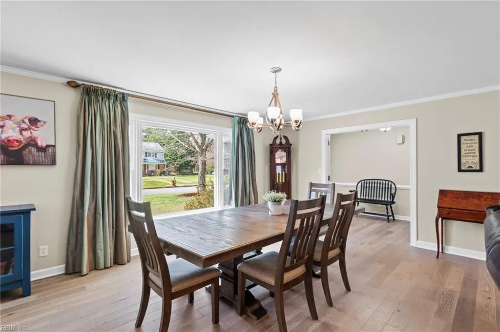 Virginia Beach, Virginia 23452, United States, 5 Bedrooms Bedrooms, ,4 BathroomsBathrooms,Residential,Active,93331