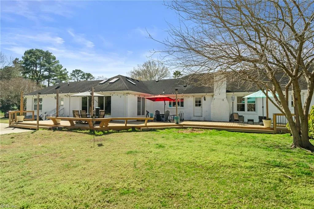 Virginia Beach, Virginia 23452, United States, 5 Bedrooms Bedrooms, ,4 BathroomsBathrooms,Residential,Active,93331