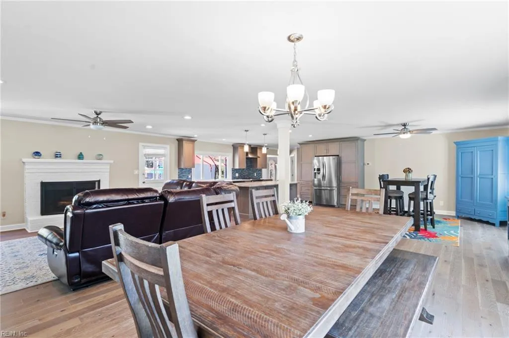 Virginia Beach, Virginia 23452, United States, 5 Bedrooms Bedrooms, ,4 BathroomsBathrooms,Residential,Active,93331