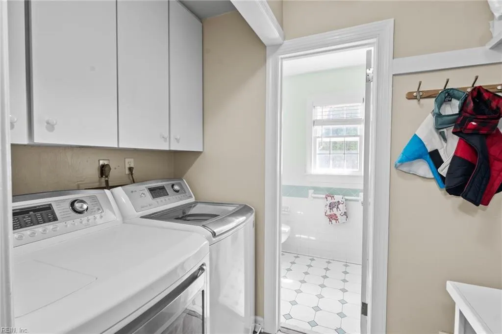 Virginia Beach, Virginia 23452, United States, 5 Bedrooms Bedrooms, ,4 BathroomsBathrooms,Residential,Active,93331