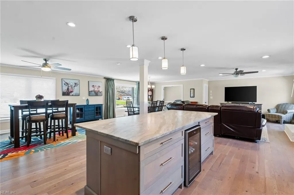 Virginia Beach, Virginia 23452, United States, 5 Bedrooms Bedrooms, ,4 BathroomsBathrooms,Residential,Active,93331