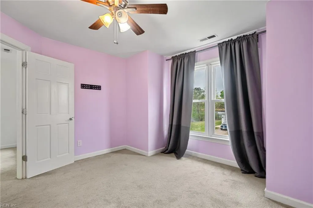 Chesapeake, Virginia 23322, United States, 4 Bedrooms Bedrooms, ,3 BathroomsBathrooms,Residential,Active,90873