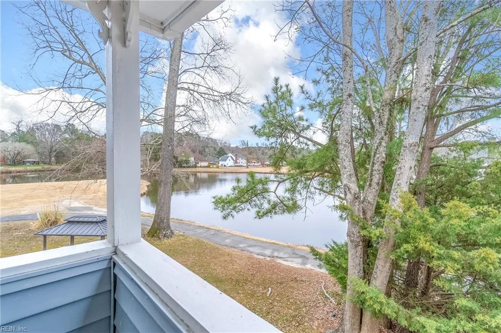 Chesapeake, Virginia 23322, United States, 4 Bedrooms Bedrooms, ,3 BathroomsBathrooms,Residential,Active,90873