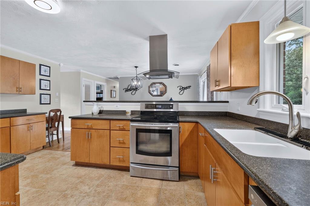 Photo of 3300 Matoaka Road, Suffolk, VA 23434 (MLS # 10656033)