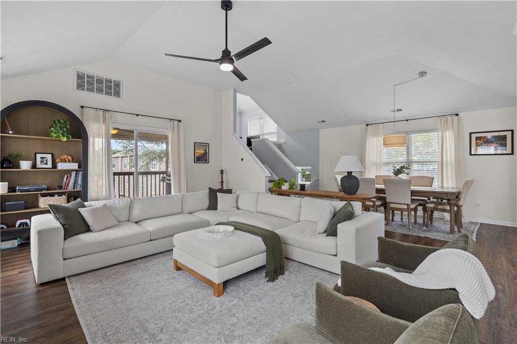 Photo of 3607 Dupont Circle, Virginia Beach, VA 23455 (MLS # 10631462)