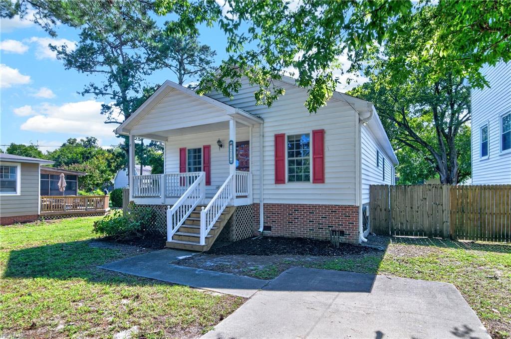 Photo of 1214 Poquoson Avenue, Poquoson, VA 23662 (MLS # 10651321)