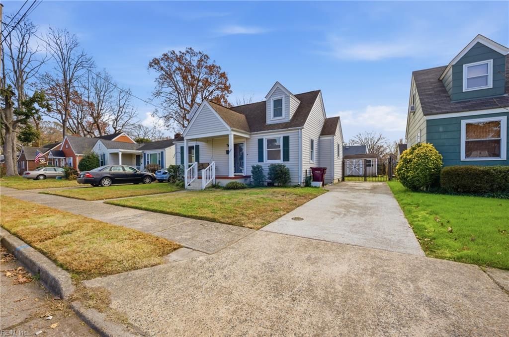 Photo of 806 Wright Avenue, Chesapeake, VA 23324 (MLS # 10613340)