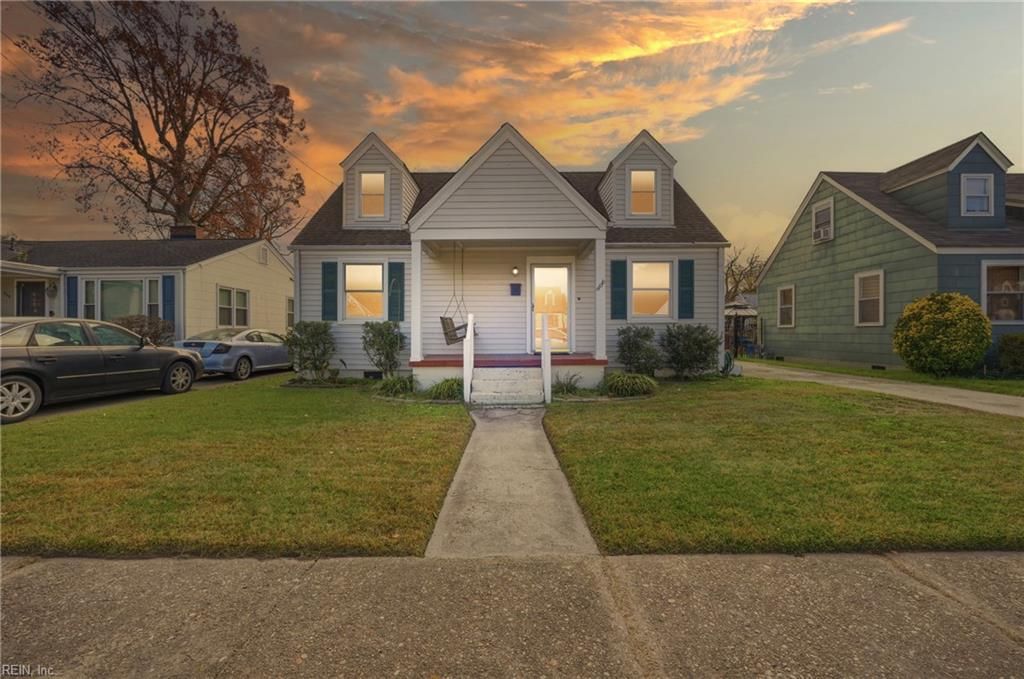 Photo of 806 Wright Avenue, Chesapeake, VA 23324 (MLS # 10613340)