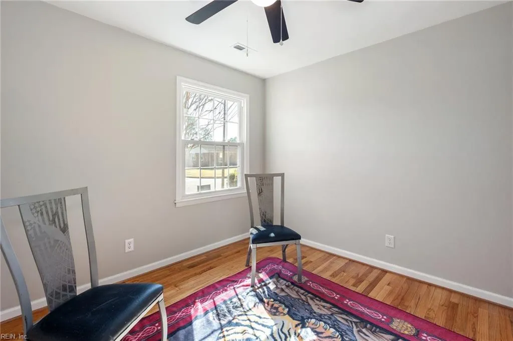 Portsmouth, Virginia 23701, United States, 4 Bedrooms Bedrooms, ,3 BathroomsBathrooms,Residential,Pending,99922