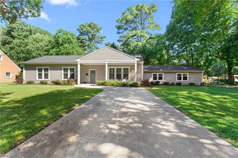Photo of 2 Jonquil Lane, Newport News, VA 23606 (MLS # 10648413)