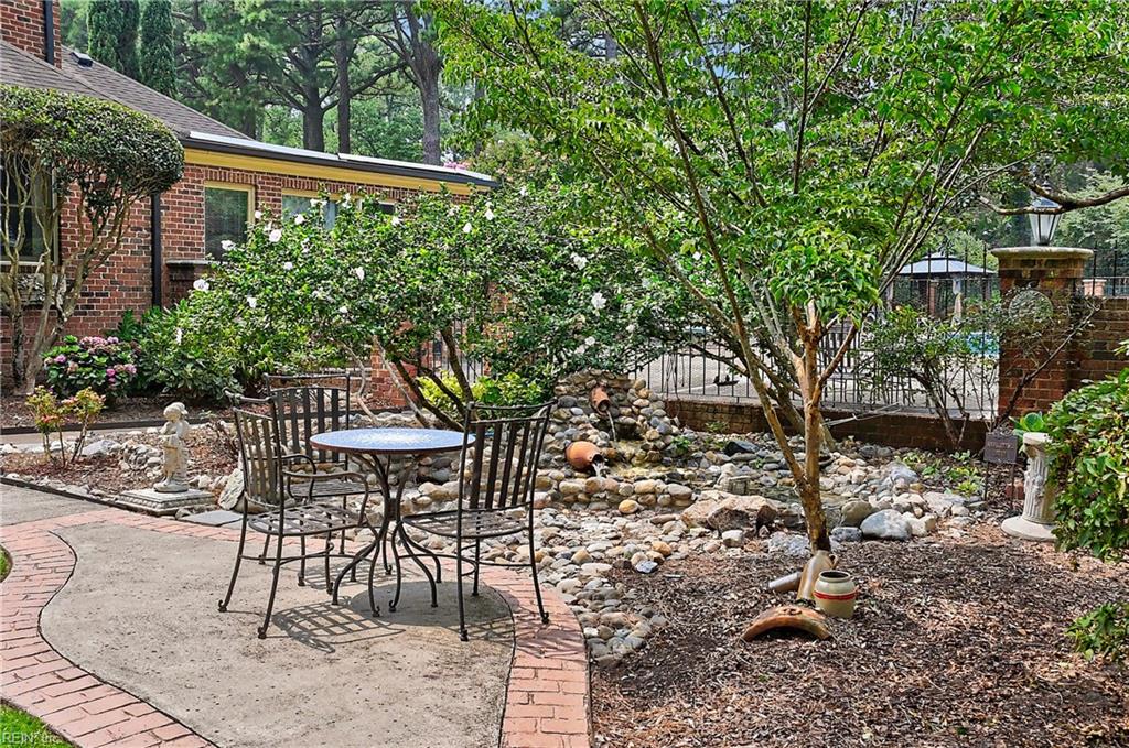 1413 Five Hill Trl, Virginia Beach, VA, 23452, USA, 5 Bedrooms Bedrooms, ,4 BathroomsBathrooms,Residential,Active,1413 Five Hill Trl,10649082