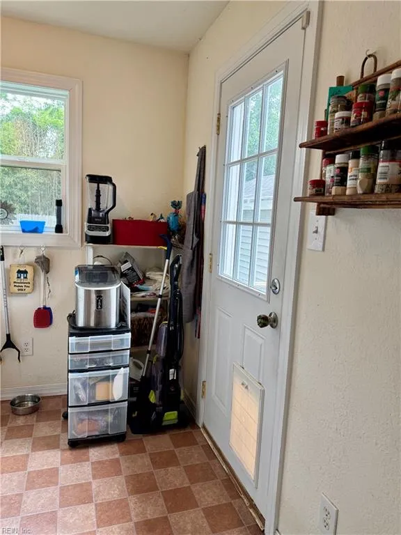 Norfolk, Virginia 23505, United States, 3 Bedrooms Bedrooms, ,1 BathroomBathrooms,Residential,Active,160471