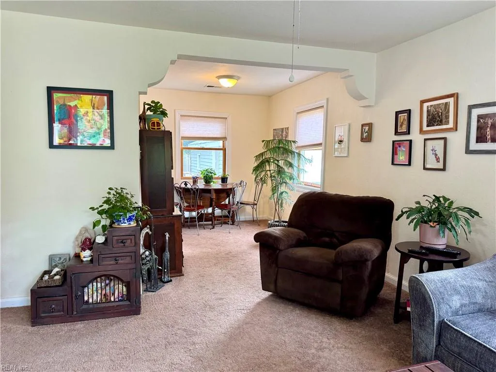 Norfolk, Virginia 23505, United States, 3 Bedrooms Bedrooms, ,1 BathroomBathrooms,Residential,Active,160471