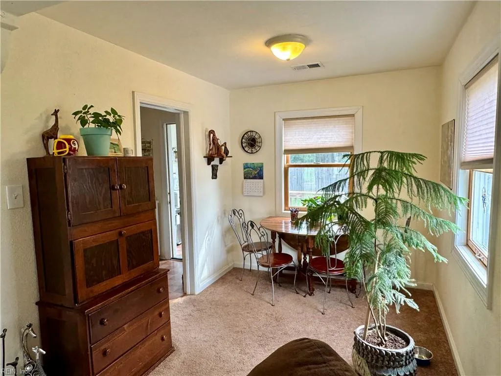 Norfolk, Virginia 23505, United States, 3 Bedrooms Bedrooms, ,1 BathroomBathrooms,Residential,Active,160471