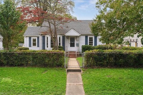Photo of 8909 Stratford Street, Norfolk, VA 23503 (MLS # 10605509)