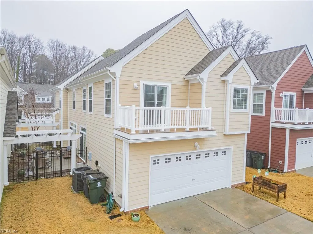 Virginia Beach, Virginia 23455, United States, 4 Bedrooms Bedrooms, ,3 BathroomsBathrooms,Residential,Pending,4210