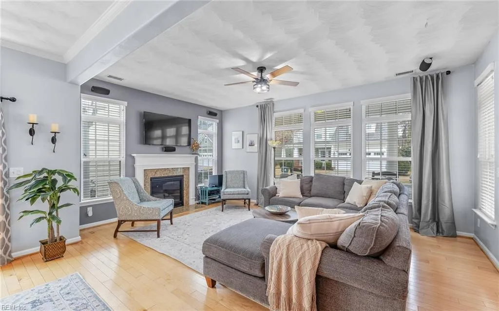 Virginia Beach, Virginia 23455, United States, 4 Bedrooms Bedrooms, ,3 BathroomsBathrooms,Residential,Pending,4210