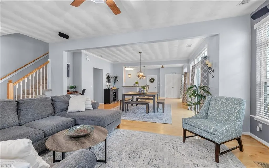 Virginia Beach, Virginia 23455, United States, 4 Bedrooms Bedrooms, ,3 BathroomsBathrooms,Residential,Pending,4210