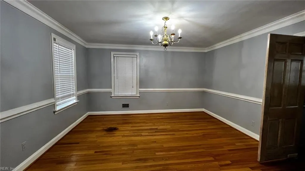 Norfolk, Virginia 23505, United States, 4 Bedrooms Bedrooms, ,3 BathroomsBathrooms,Residential,Active,21563